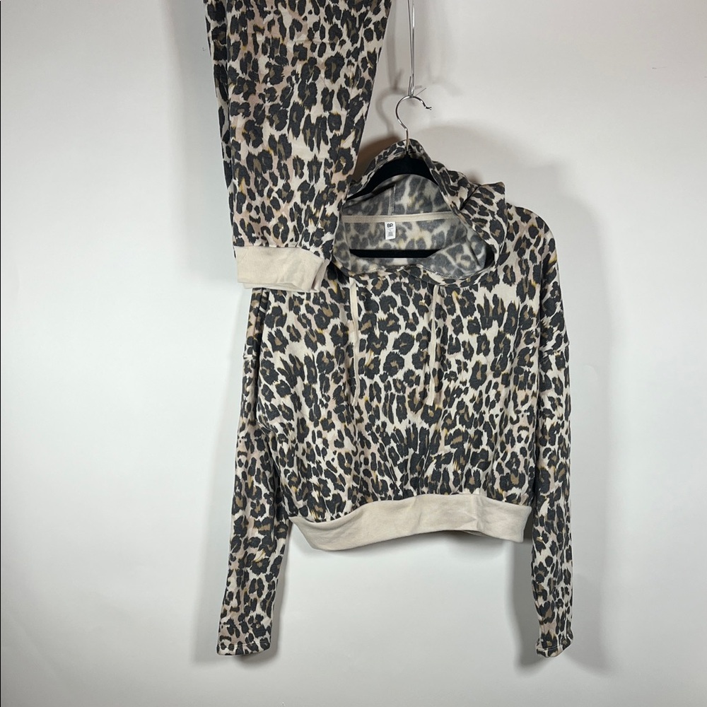 BP Leopard Print Women's Hoodie & joggers